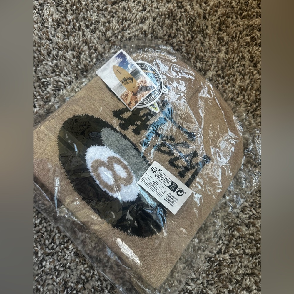 🎱 Beanie - Picture 2 of 4